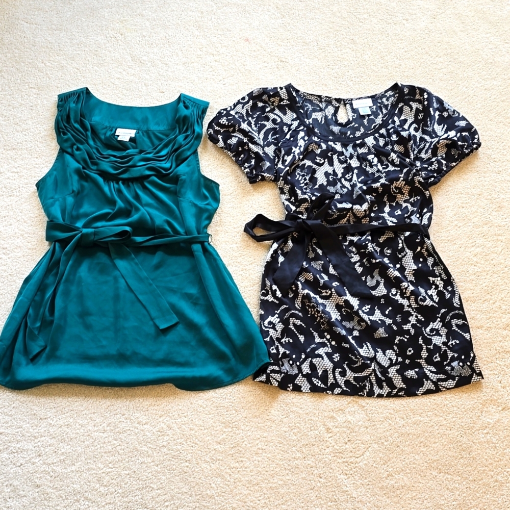 2 Motherhood Maternity Size Small Short Sleeve Blouse Bundle